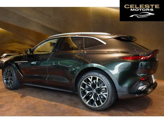 ASTON MARTIN DBX 2021 — photo 2 sur 8