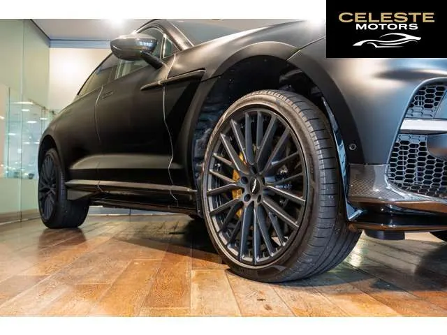 ASTON MARTIN DBX 2023 — photo 5 sur 8
