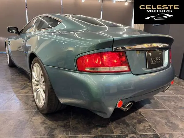 ASTON MARTIN V12ヴァンキッシュ 2002 — photo 3 sur 8