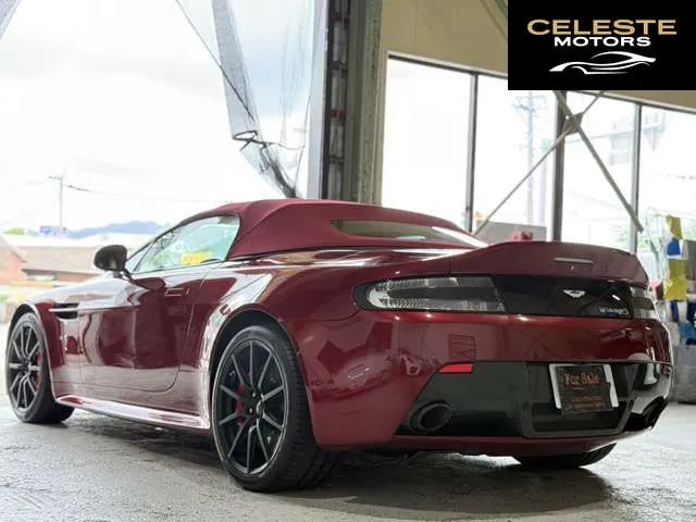 ASTON MARTIN V12 Vantage Roadster 2016 — photo 5 sur 8
