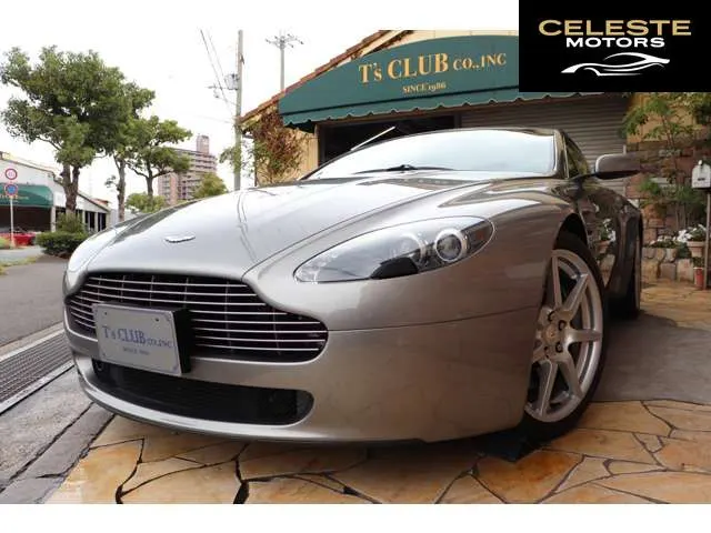 ASTON MARTIN V8 2008 — photo 5 sur 8