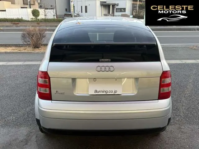 AUDI A2 2002 — photo 6 sur 8