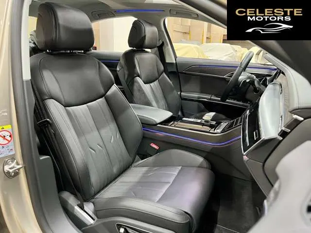 AUDI A8 2021 — photo 7 sur 8