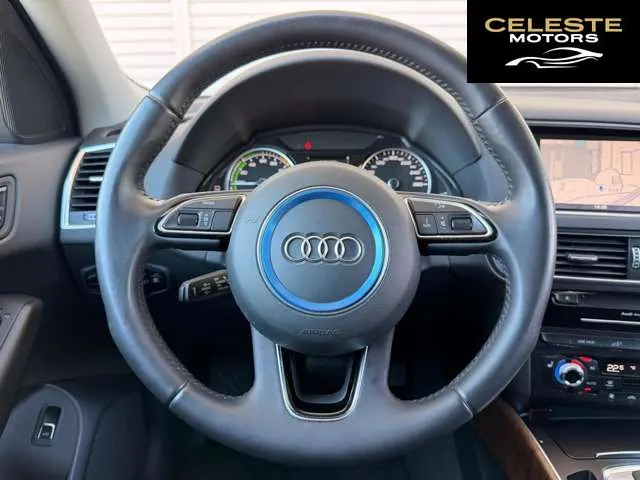 AUDI Q5 2013 — photo 2 sur 8