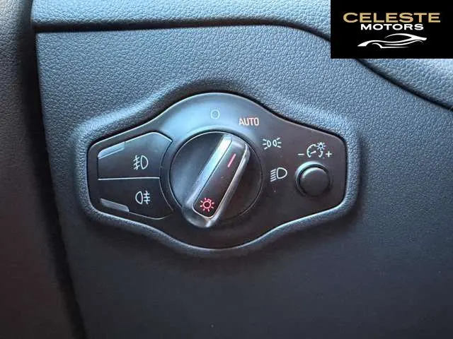 AUDI Q5 2013 — photo 6 sur 8