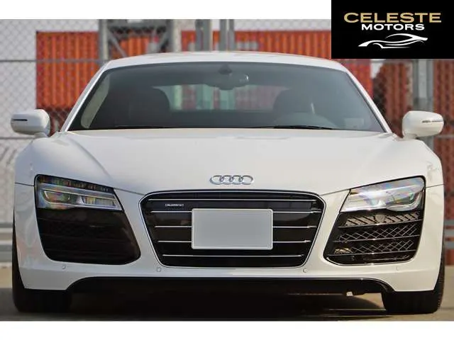 AUDI R8 2013 — photo 5 sur 8