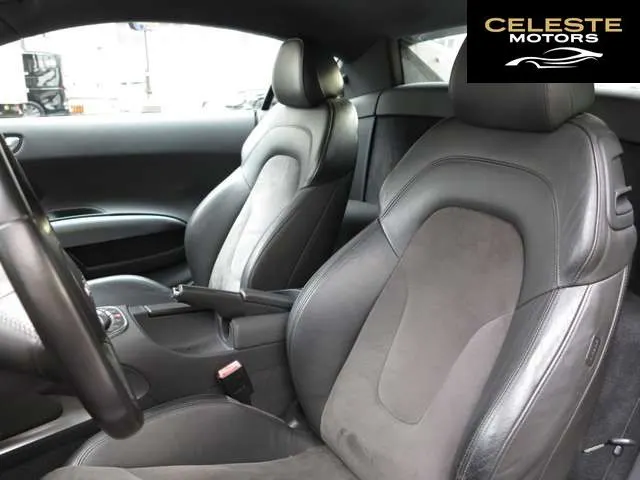 AUDI R8 2009 — photo 3 sur 8
