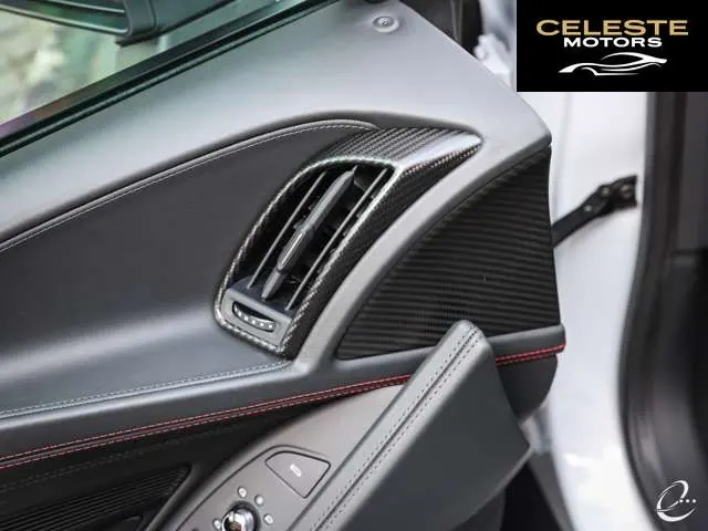 AUDI R8 2019 — photo 4 sur 8