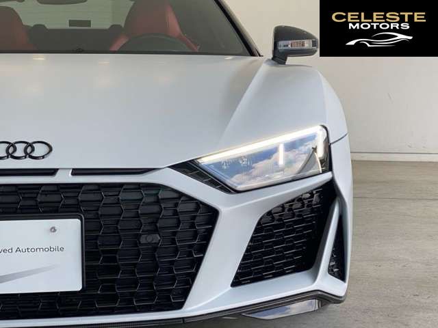 AUDI R8 Spider 2020 — photo 2 sur 8