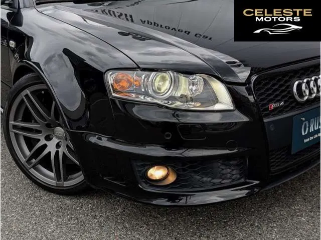 AUDI RS4 2007 — photo 5 sur 8