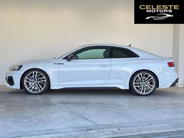 AUDI RS5 2023 — photo 6 sur 8