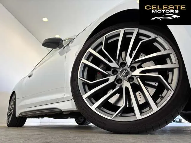 AUDI RS5 2023 — photo 8 sur 8