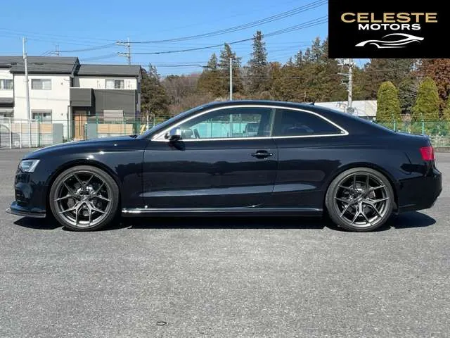 AUDI RS5 2013 — photo 4 sur 8