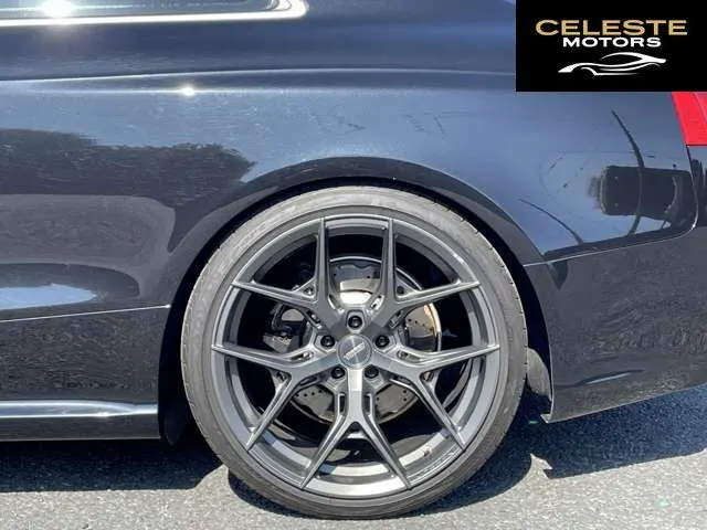 AUDI RS5 2013 — photo 6 sur 8