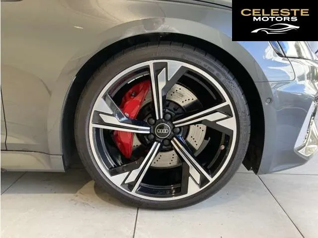 AUDI RS5 2024 — photo 5 sur 8