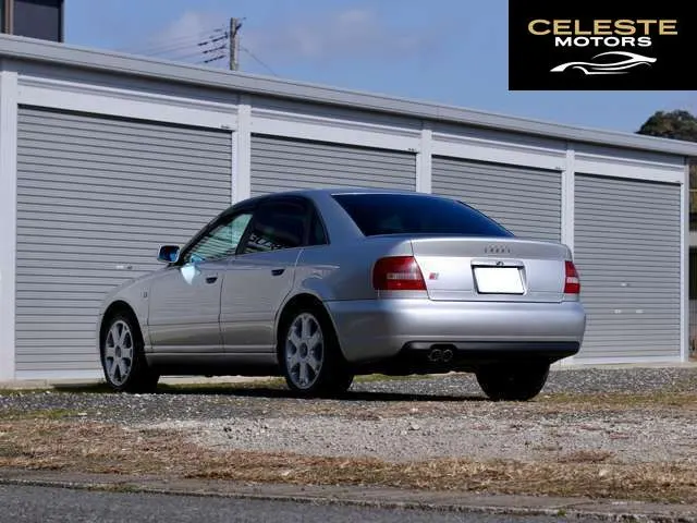 AUDI S4 1999 — photo 4 sur 8