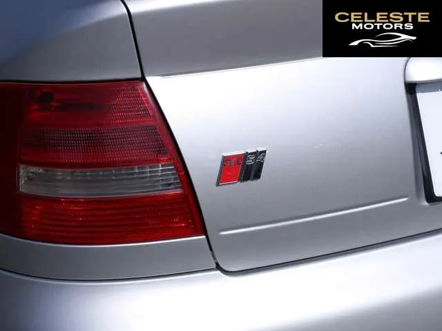 AUDI S4 1999 — photo 8 sur 8