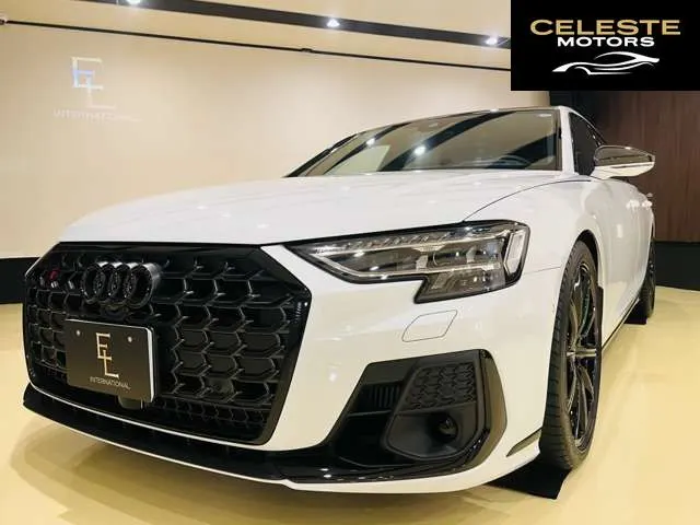 AUDI S8 2024 — photo 8 sur 8