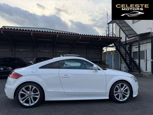 AUDI TTS Coupé 2009 — photo 5 sur 8