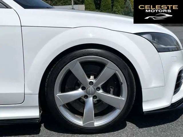 AUDI TT 2010 — photo 8 sur 8
