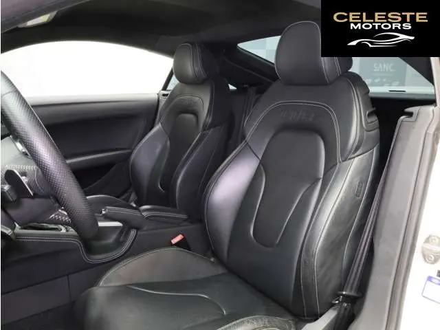 AUDI TT 2011 — photo 2 sur 8