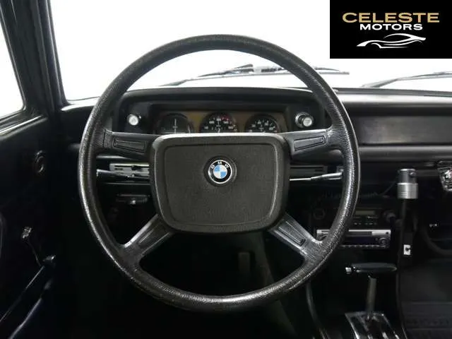 BMW 2002 Série 1975 — photo 3 sur 8