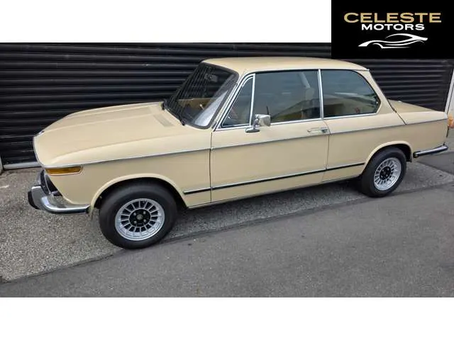 BMW 2002 Série 1975 — photo 5 sur 8