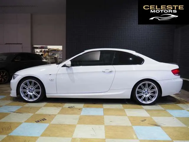 BMW 3 Série Coupé 2008 — photo 4 sur 8