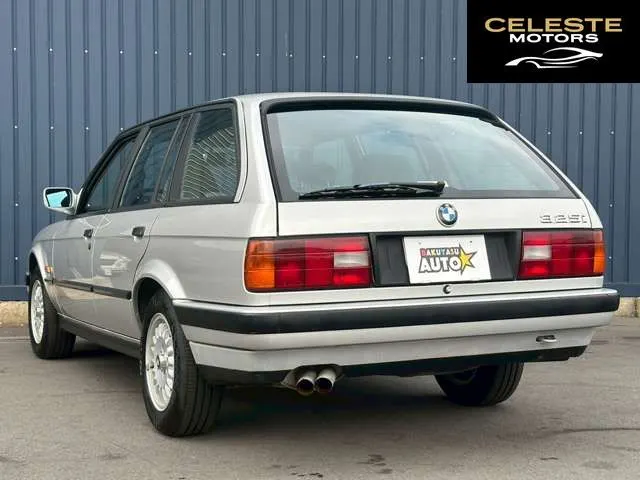 BMW 3 Série Touring 1990 — photo 7 sur 8