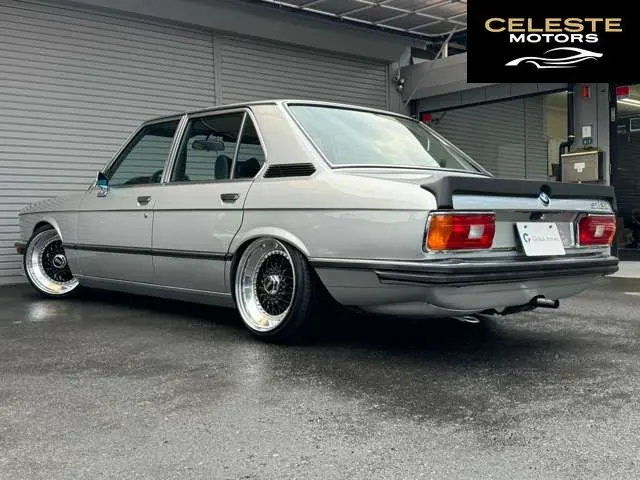 BMW 5 Série 1981 — photo 3 sur 8