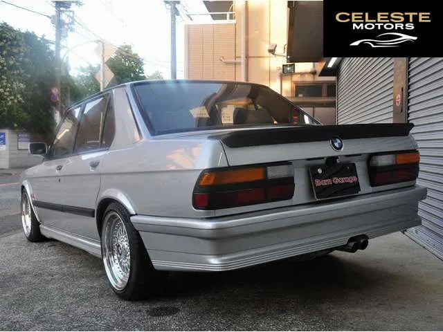 BMW 5 Série 1986 — photo 3 sur 8