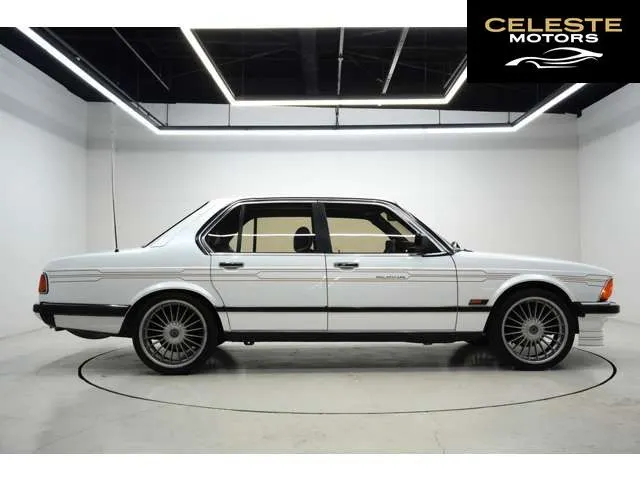 BMW 7 Série 1986 — photo 4 sur 8