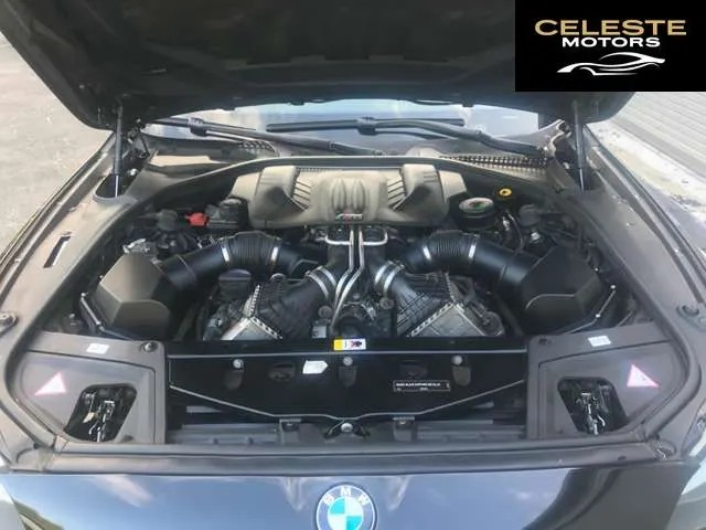 BMW M5 2014 — photo 7 sur 8