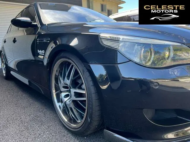 BMW M5 2006 — photo 5 sur 8