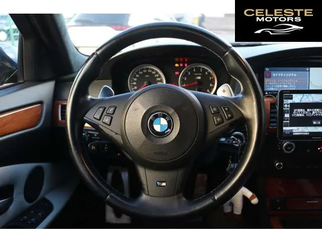 BMW M5 2007 — photo 6 sur 8