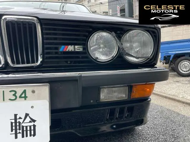 BMW M5 1985 — photo 8 sur 8