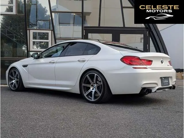 BMW M6 2015 — photo 2 sur 8