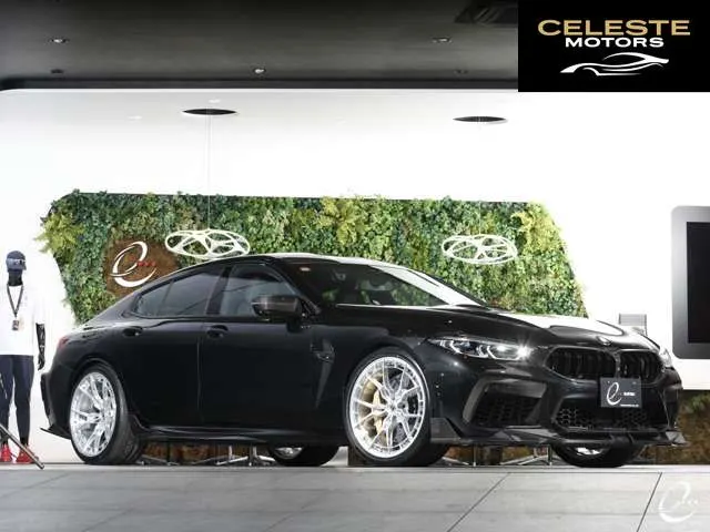 BMW M8グラン Coupé 2021 — photo 8 sur 8