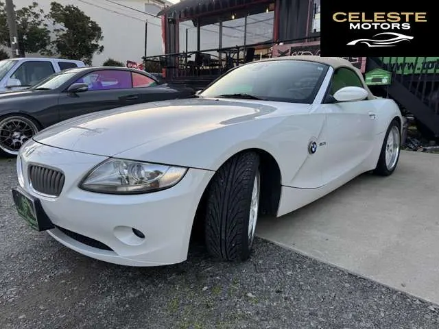 BMW Z4 2004 — photo 2 sur 8