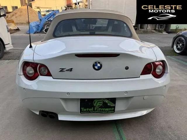 BMW Z4 2004 — photo 4 sur 8