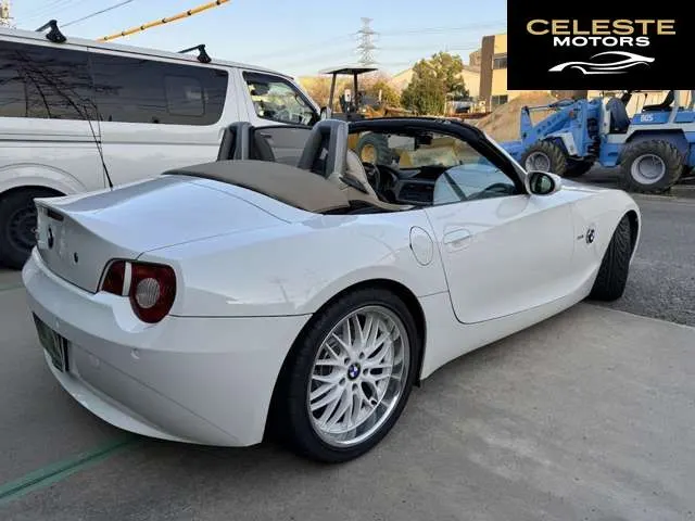 BMW Z4 2004 — photo 7 sur 8