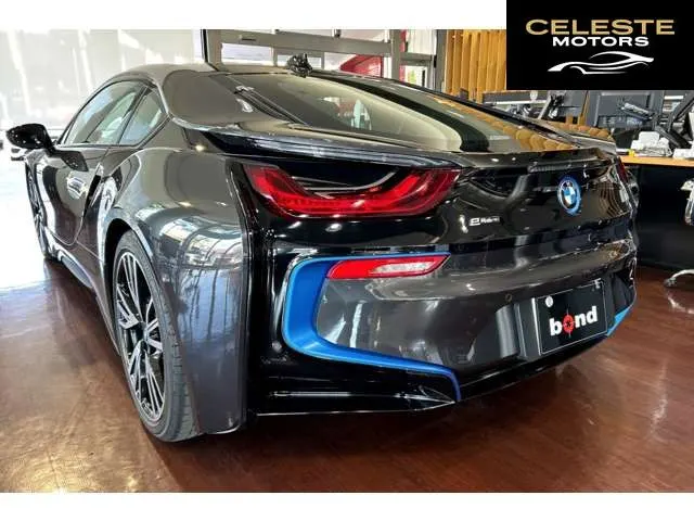 BMW i8 2015 — photo 5 sur 8