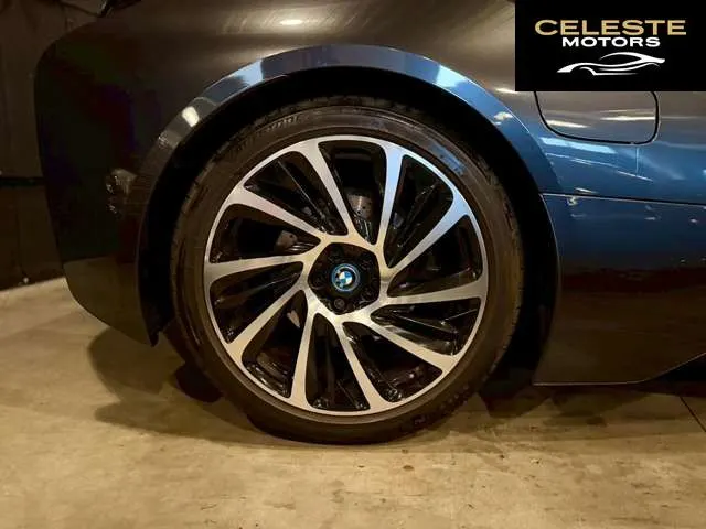 BMW i8 2016 — photo 7 sur 8