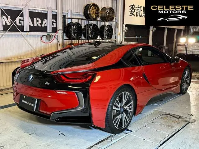 BMW i8 2016 — photo 4 sur 8