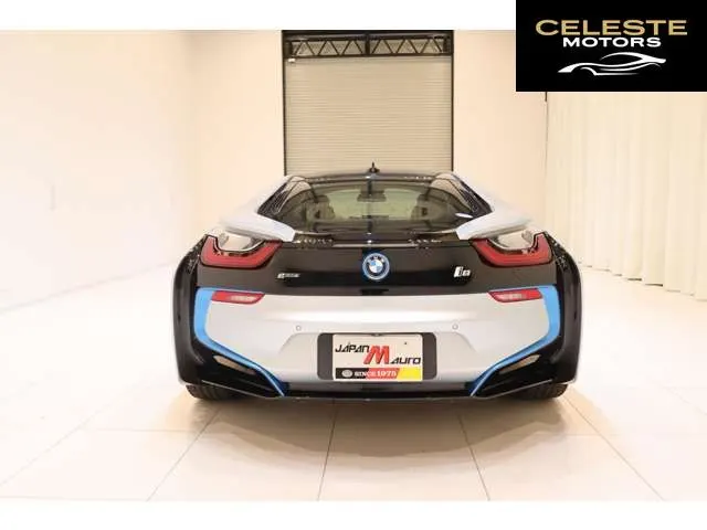 BMW i8 2015 — photo 4 sur 8