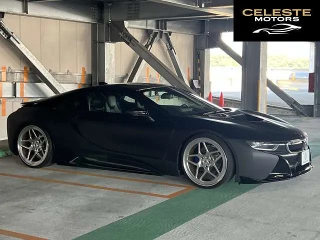 BMW i8 2015 — photo 4 sur 8