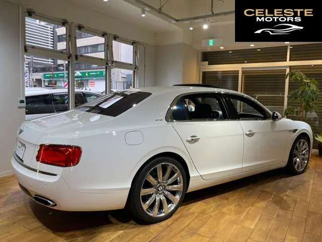 BENTLEY Flying Spur 2013 — photo 3 sur 8