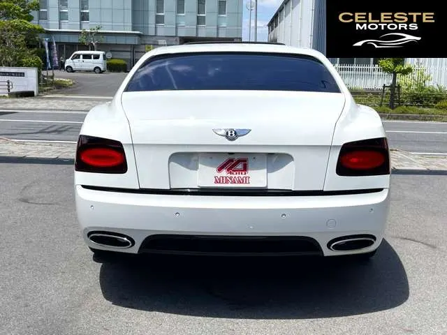 BENTLEY Flying Spur 2017 — photo 3 sur 8