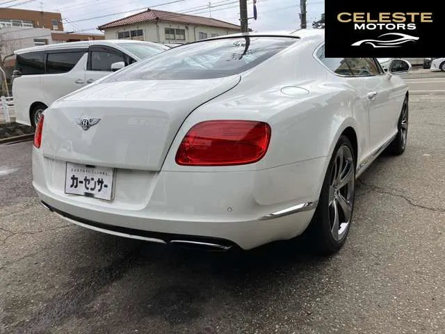 BENTLEY Continental GT 2012 — photo 2 sur 8
