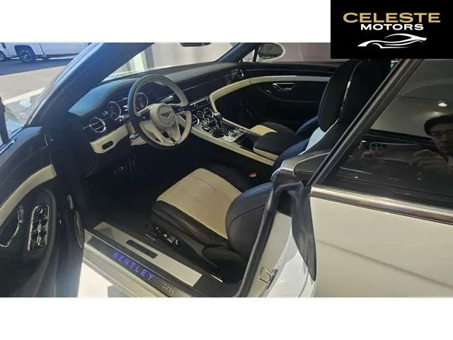 BENTLEY Continental GT Cabriolet 2019 — photo 3 sur 8